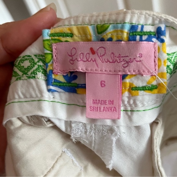 Lilly Pulitzer Resort Bermuda Shorts White Size 6 - Picture 3 of 3